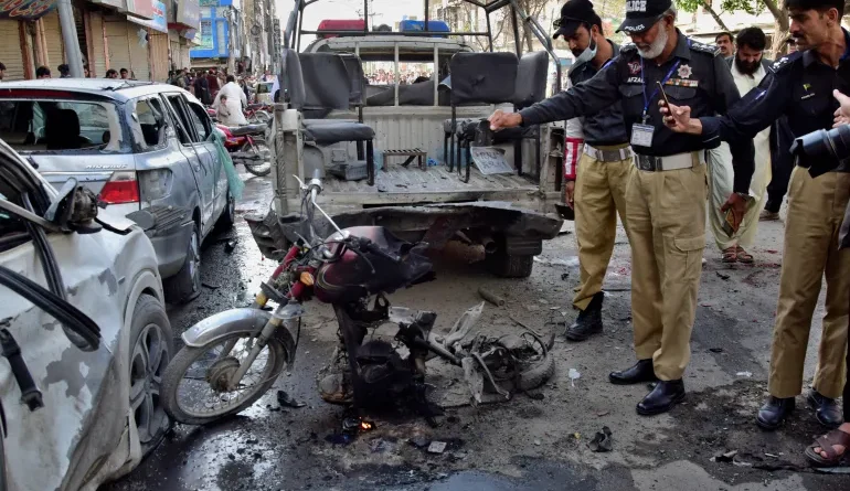 Quetta bomb blast injures eight including children