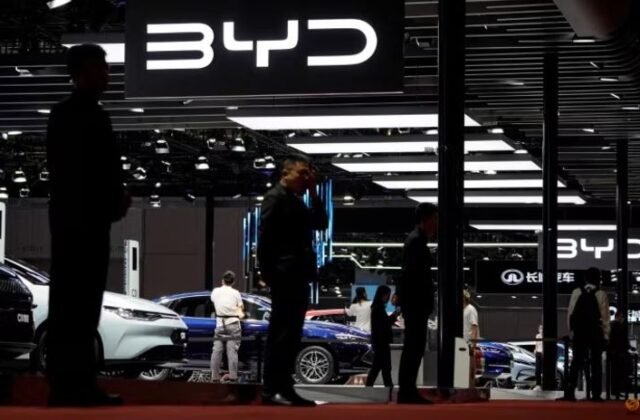 China Overtakes Japan as World's Top Vehicle Exporter