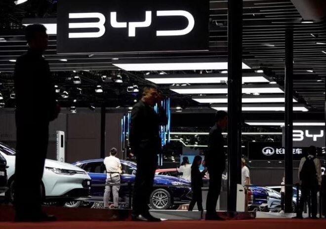 China Overtakes Japan as World’s Top Vehicle Exporter, Fueled by EV Boom