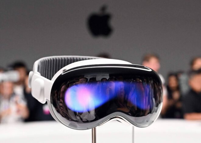 Apple Vision Pro: Dreamy Future or Pricy Daydream?
