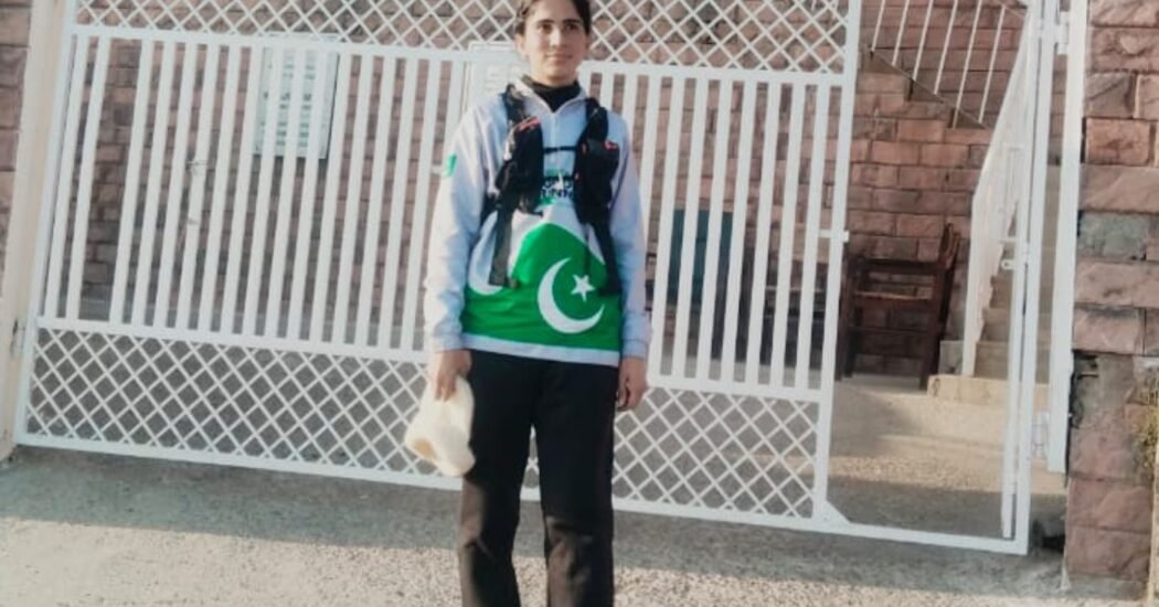 Islamabad Police’s Lady Cop Smashes Marathon Record