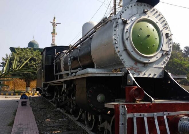 Pakistan Railways generate record earnings in 6 months