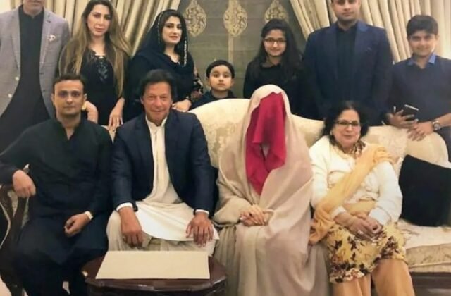 Toshakhana & Nikah Cases: Twist in First Lady's Legal Battle. Imran Khan and Bushra Bibi placed on physical remand in Toshakhana case