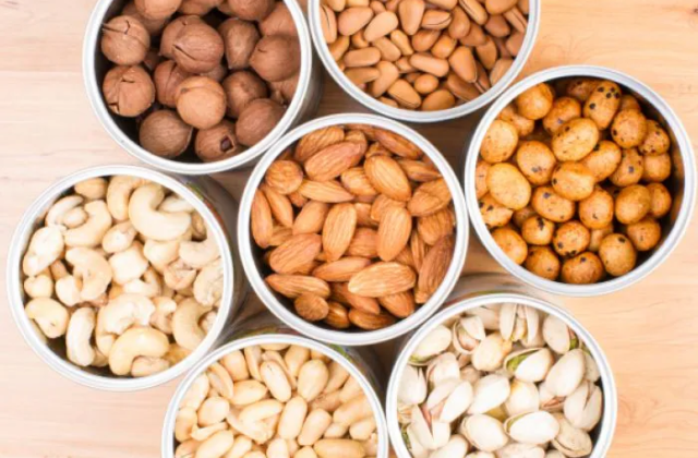 5 Dry Fruits That Boost mental function: Enhance Your Memory