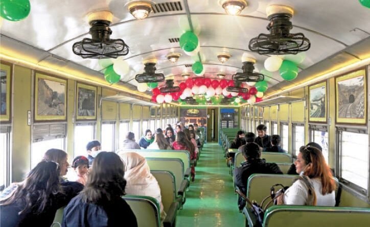 Pakistan Railways Reintroduces Safari Tourist Train