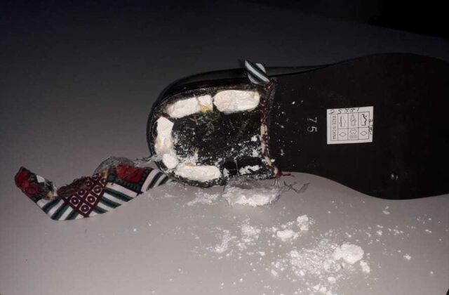 Pakistani woman caught trying to ship cocaine in shoes