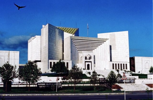 suspicious letters to SC judges