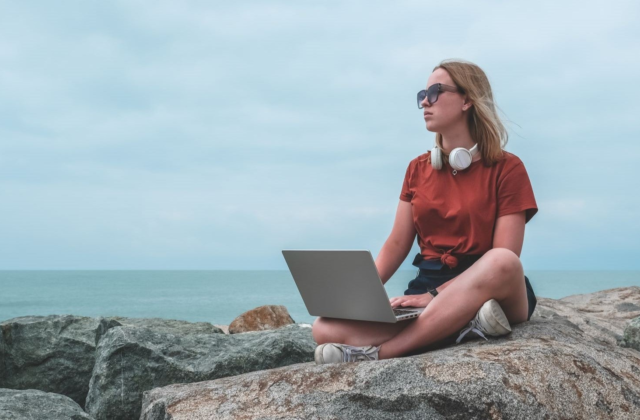 Remote Work: 15 Companies Hiring Now for Fully Remote Jobs in 2024