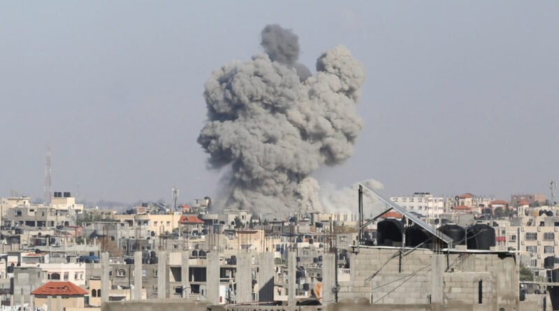 Israeli Forces Advance into Rafah, Gaza: Eight Killed