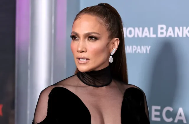 why Jennifer Lopez is trending on google