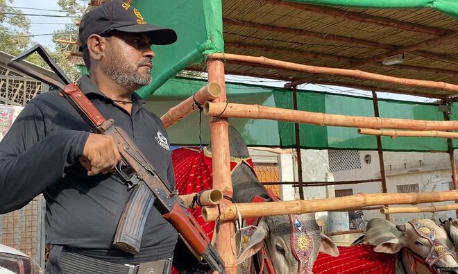 5 Lowest-paying Jobs in Pakistan That Require Intense Hard Work