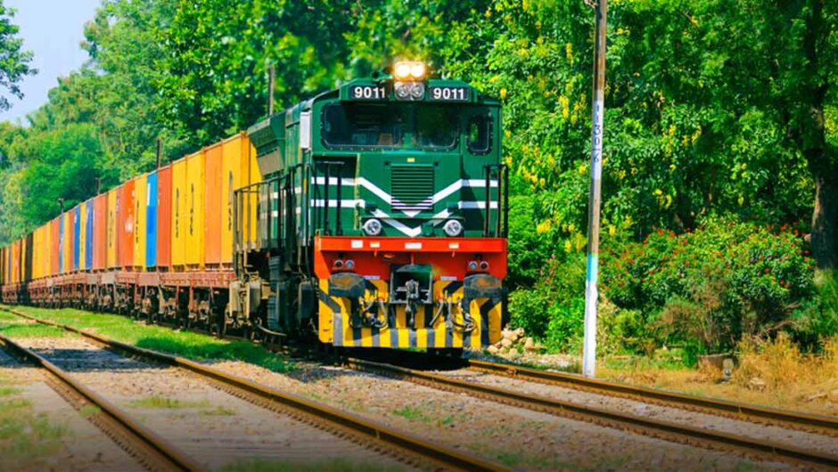 Pakistan Railway announces massive increase in fares