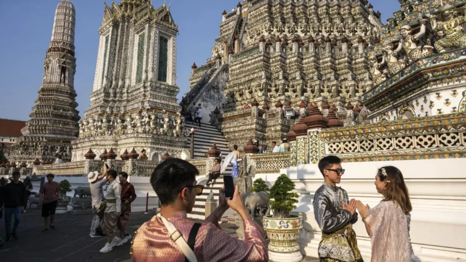 Indonesia Expands Visa-Free Travel to Boost Tourism from 20 More Countries