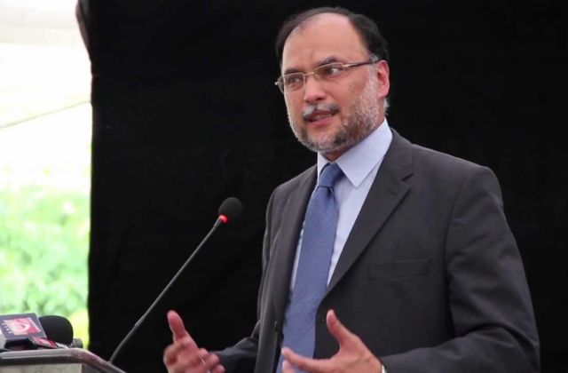 Ahsan Iqbal Emphasizes Economic Restoration as Pakistan’s Top 1 Priority