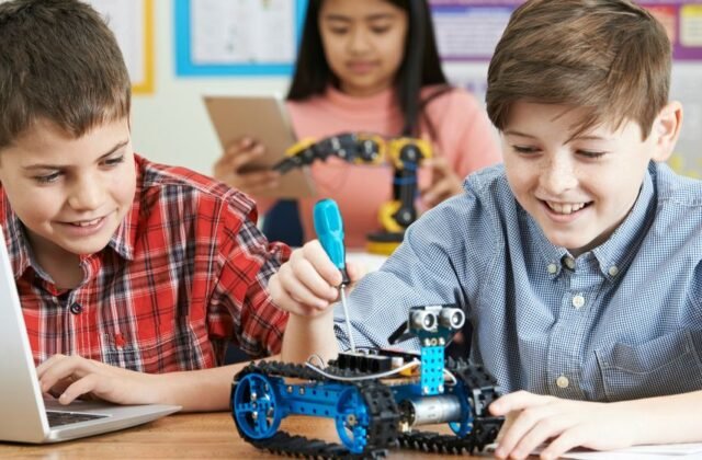Education Ministry’s Initiative to Introduce Coding, Robotics, and AI in Primary 2024