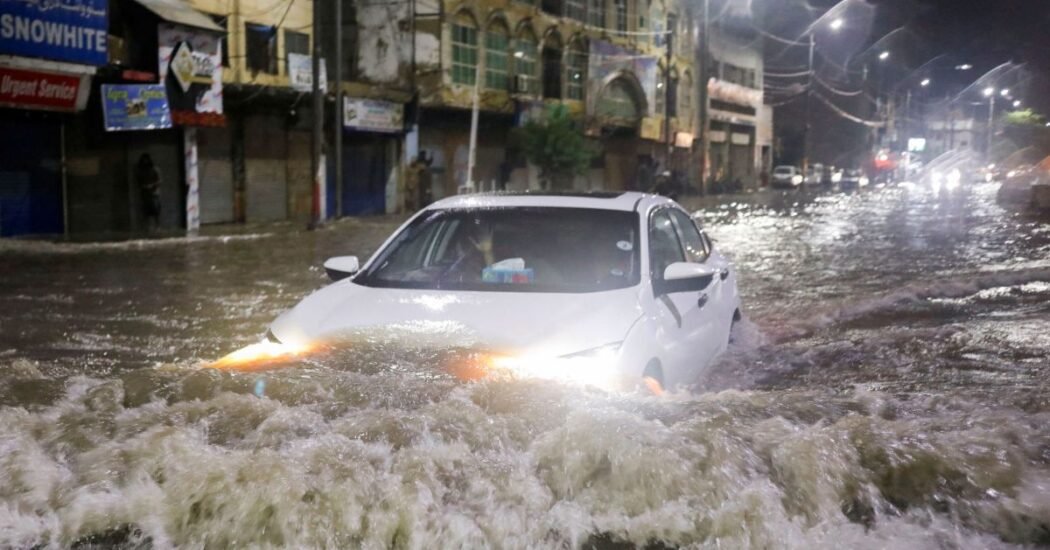 Karachi weather update: Heavy rainfall expected from Tuesday
