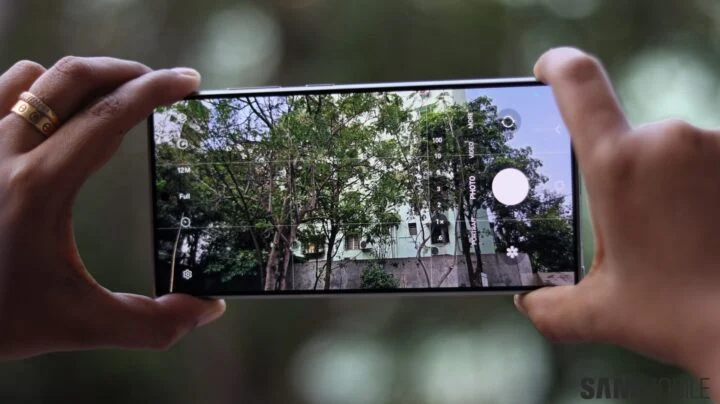 Samsung Galaxy S25 Ultra to Feature Bigger Screen and Slimmer Bezels for Enhanced User Experience