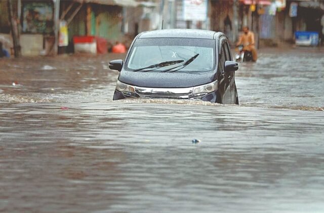 PMD issues 'heavy rainfall' warning across the country