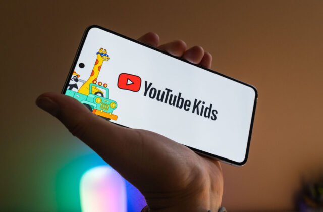 How Parents Can Now Link Their YouTube Accounts with Their Kids 2024