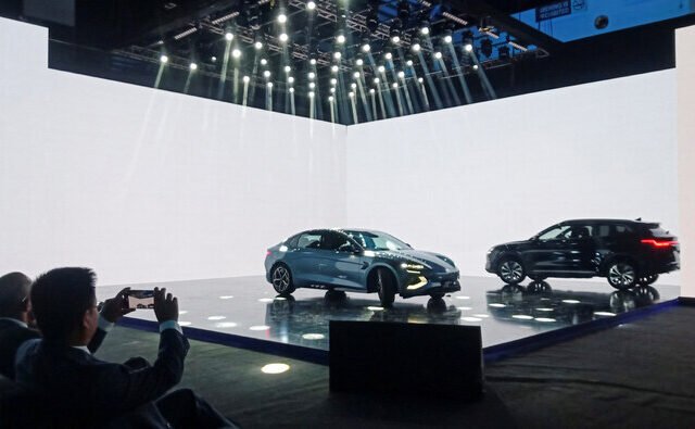 PM Establishes Committee to Boost Local Manufacturing of Electric Vehicles in Pakistan 2024