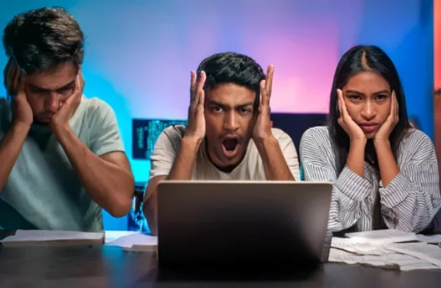 Pakistan’s Internet Shutdowns Cause Over Rs. 1.3 Billion in Business Losses