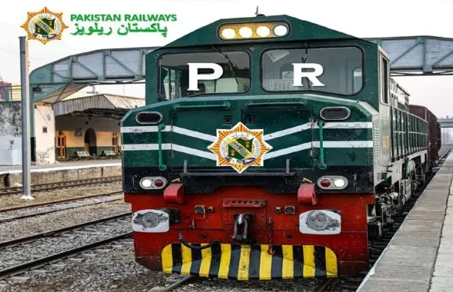 Pakistan Railways Reintroduces Sir Syed Express in Public-Private Partnership to Boost Revenue 1