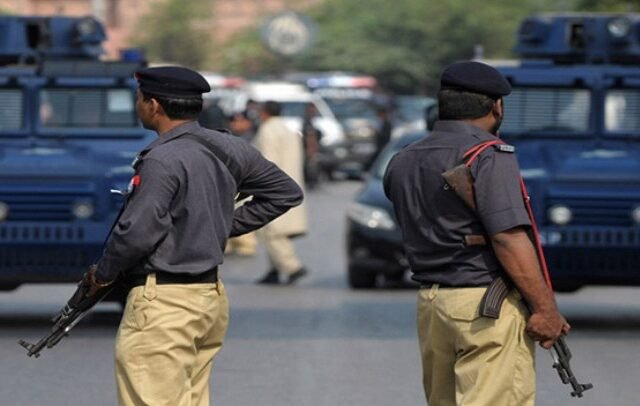 Arsalan Bajari: Son of Sindh CM’s Private  1Secretary Accused of Threatening Police Officers