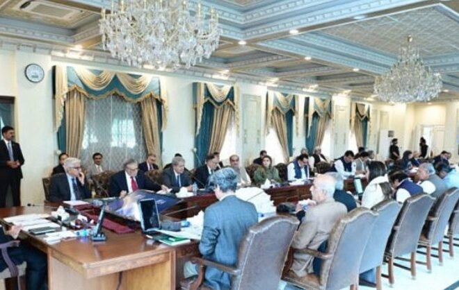 PM Shehbaz Sharif Consults Cabinet on Constitutional Tweaks