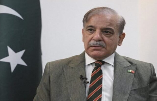 PM Shehbaz Sharif Condemns Israel’s Ban on UNRWA Operations in Palestine