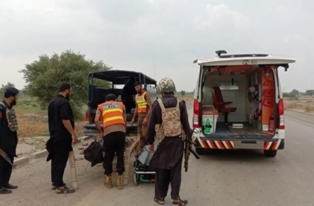 Two Cops Martyred in Attack on Police Vehicle in Tank District 24