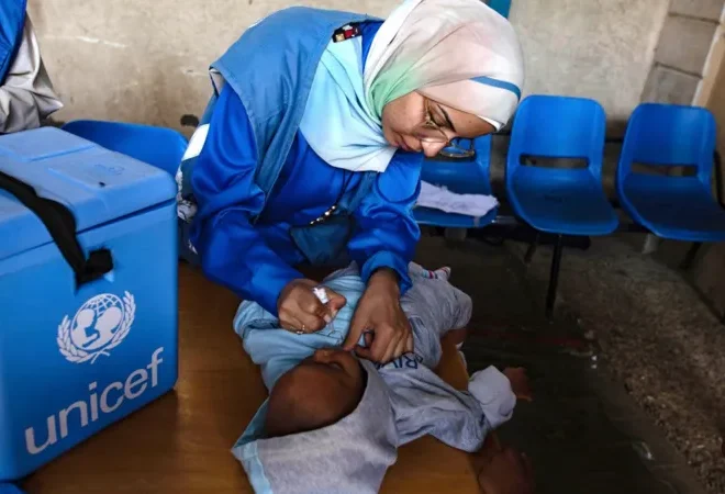 Polio vaccination campaign in north Gaza resumes today