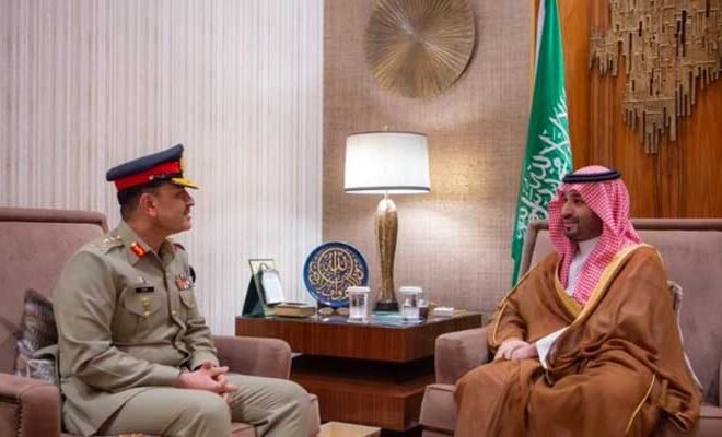 Pakistan’s Army Chief and Saudi Crown Prince Discuss Defence and Cooperation