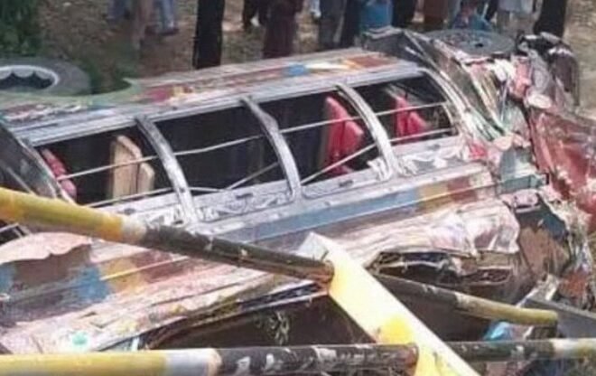 Fatal Accident in Jacobabad: Passenger Coach Tragedy Leaves Five Dead