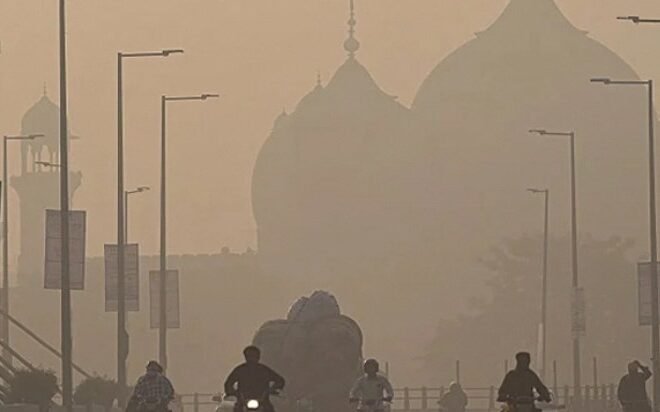 Lahore Faces Extreme Air Pollution, Reaches 609 AQI