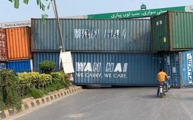 Roads to Islamabad and Rawalpindi Blocked Before PTI Protest