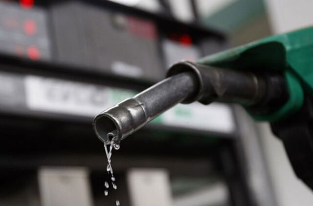 Pakistan Increases Fuel Prices Despite Global Drop