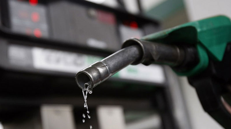 Pakistan Increases Fuel Prices Despite Global Drop