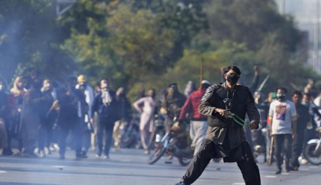 Arrest Warrants Issued for Bushra Bibi in Legal Escalation