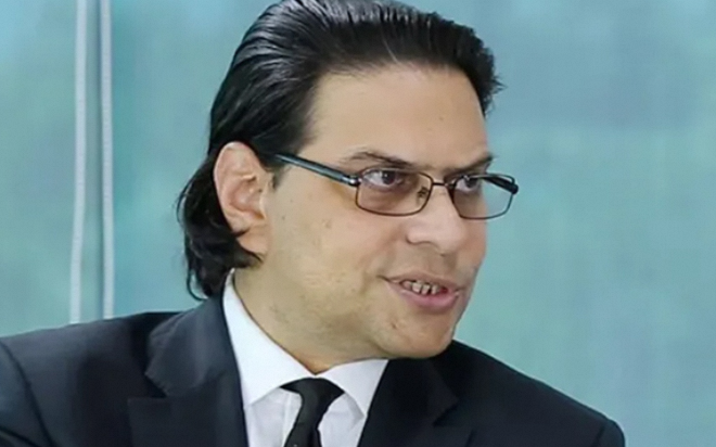 PTI Founder Advocates Negotiations Amid Political Turmoil