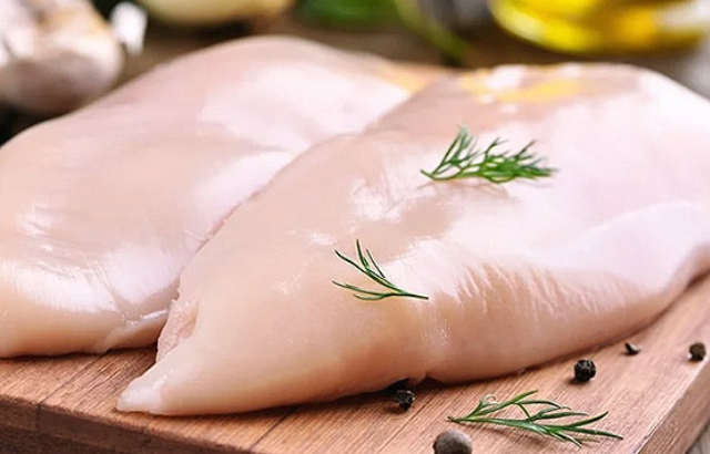 Chicken Prices Surge Across Punjab