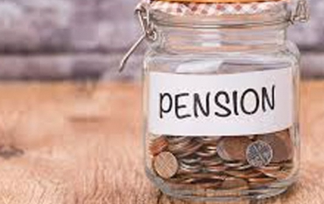 Pakistan Implements Pension Reforms to Alleviate Fiscal Pressures