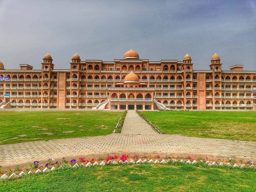 KP to Launch University and College Ranking System for Quality Education