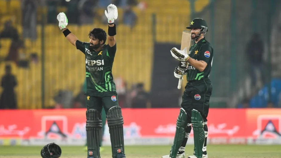 Pakistan achieve their highest ODI run chase with 353 against South Africa