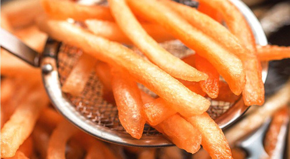 Peshawar Bans Sale of Junk Food Near Schools