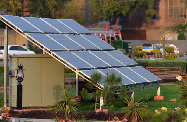 Sindh free solar panels