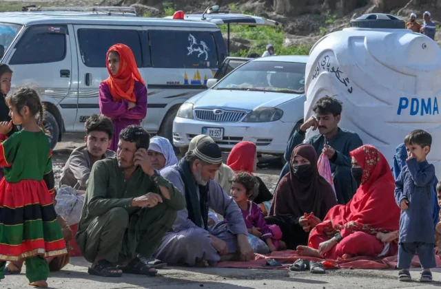 Over 19,500 Afghans deported from Pakistan this month