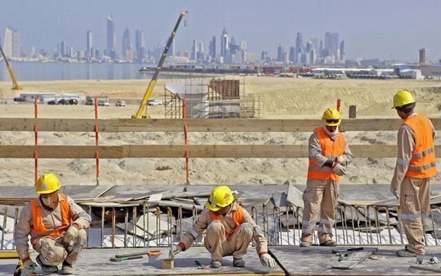 Kuwait lifts visa ban on Pakistani citizens after '19-year hiatus'