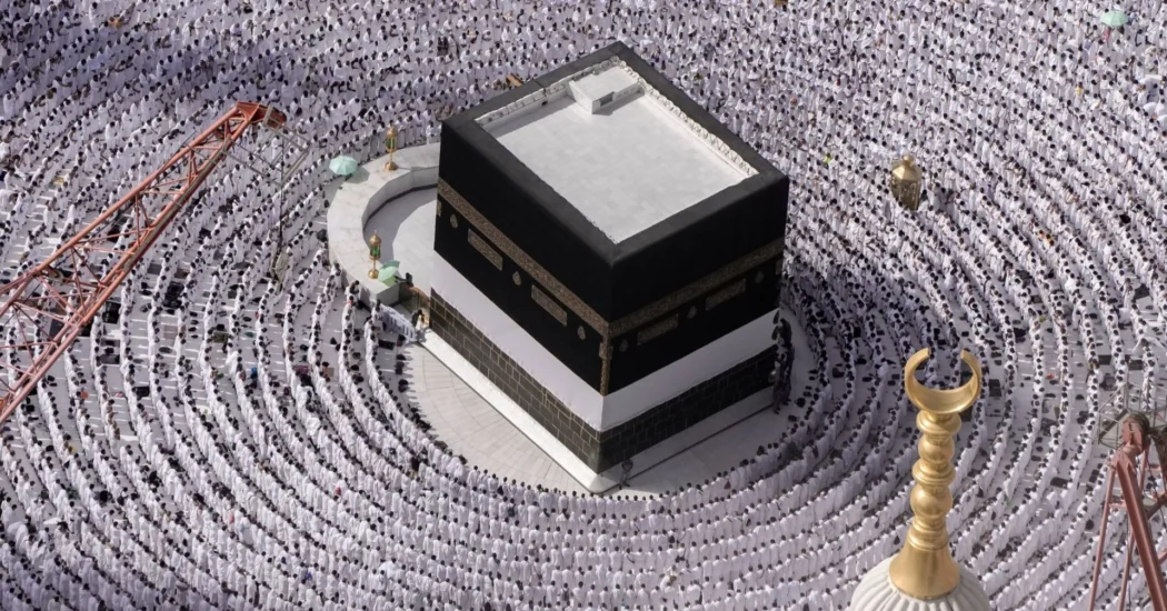 Saudi Arabia to Stream Hajj Sermon in 35 Languages for Global Audience