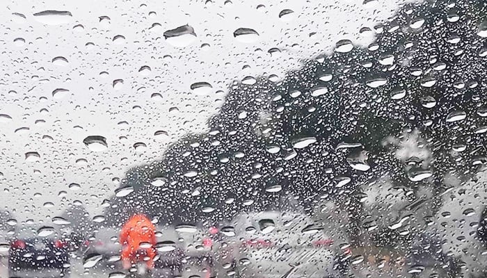 Karachi Likely to Receive Rain with Thunder from Tomorrow