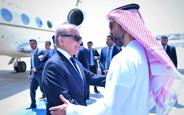 PM Shehbaz Reaches UAE on Day‑Long Visit